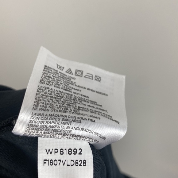 NWT Women New Balance BDry Black Capri Leggings Sz S Gym Running Wicking Workout - Picture 13 of 13